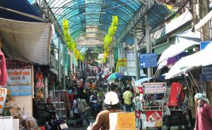 ตลาดชายแดนแม่สาย chiang rai white temple one day tour