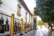 บริเวณโดยรอบ วัดพระธาตุดอยสุเทพ doi suthep temple bhubing palace tour