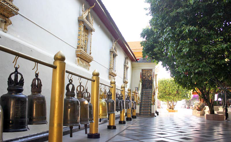 บริเวณโดยรอบ วัดพระธาตุดอยสุเทพ doi suthep temple bhubing palace tour