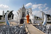 วัดร่องขุ่น chiang rai white temple one day tour